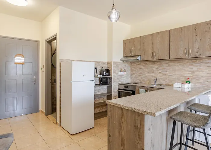 Danaos Seaside 104 With Pool In Tourist Area *