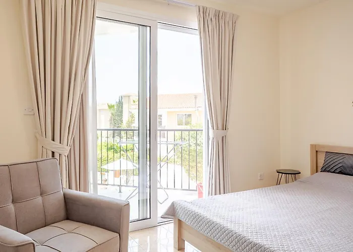 Danaos Seaside 104 With Pool In Tourist Area Paphos